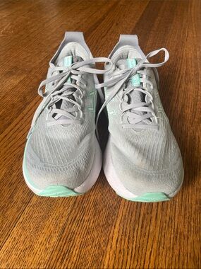 Asics Women's Gel Nimbus 27